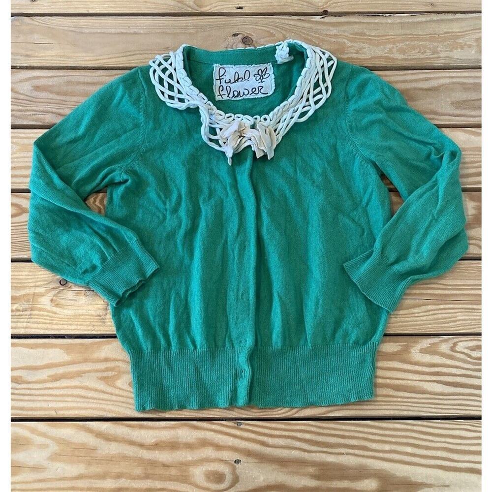 Field flower Neck Detail 3/4 Sleeve Cardigan Sweater Size Medium Women’s Green